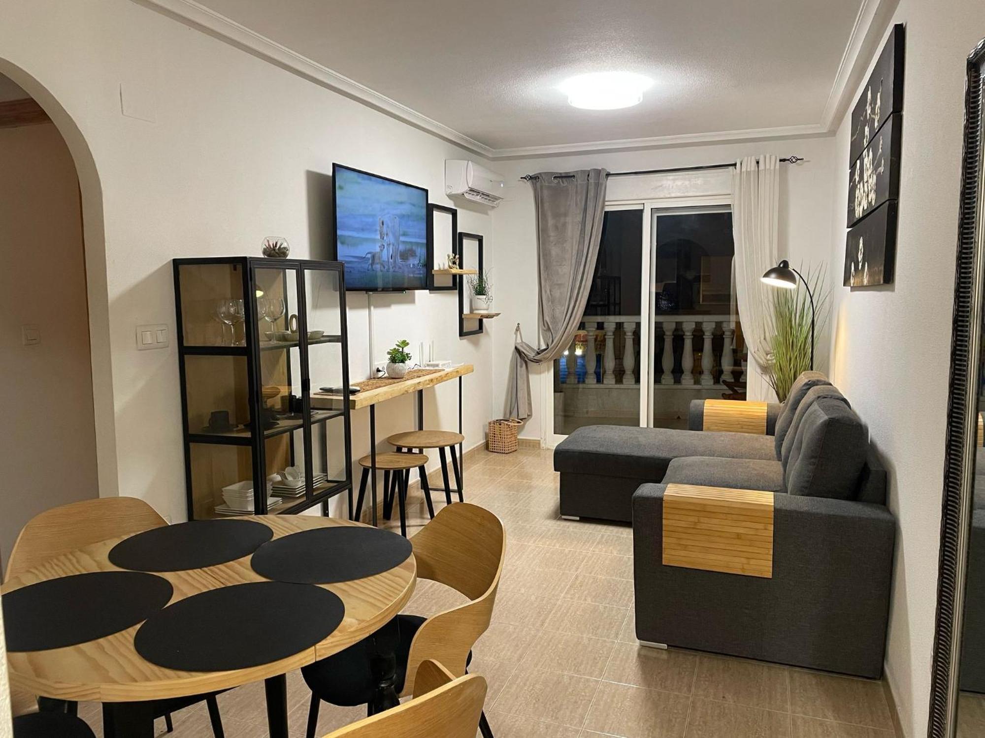 Linmarko Apartamento En Centro De Торрев'єха Екстер'єр фото